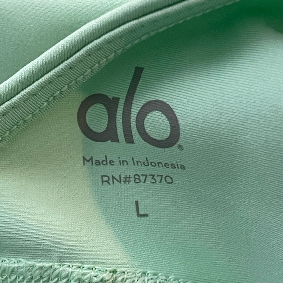 Alo Airlift Archer Fitted Long Sleeve Size Large NWOT - Picture 8 of 9